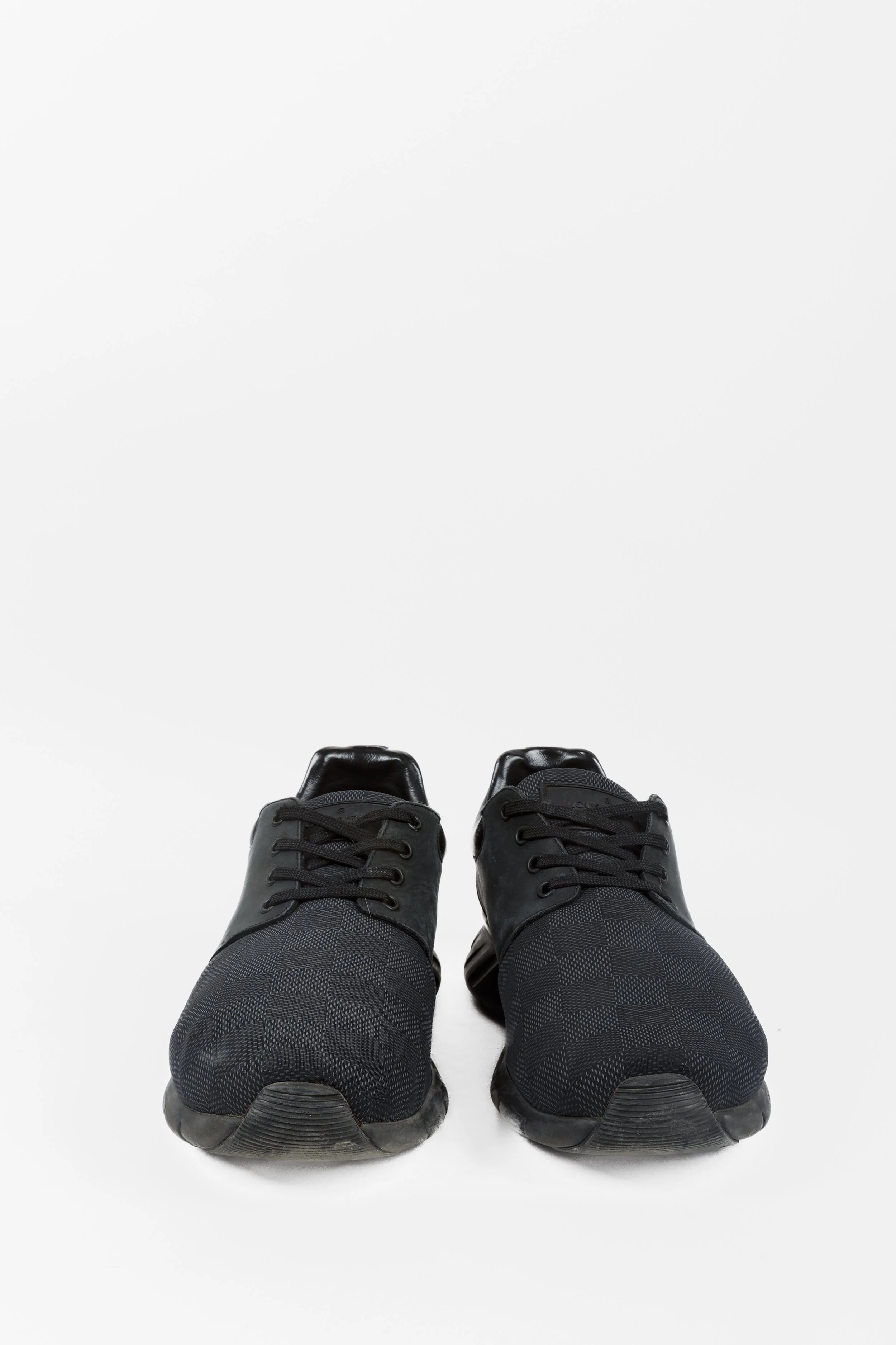 Louis discount vuitton flyknit